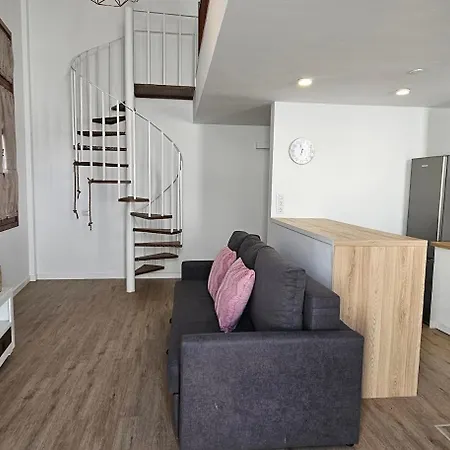 In The Center Of The Old Town. بويرتو ذي لا كروز