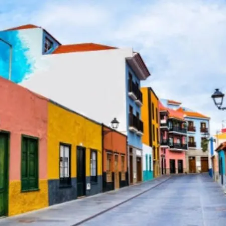 In The Center Of The Old Town. Apartment Puerto de la Cruz (Tenerife)