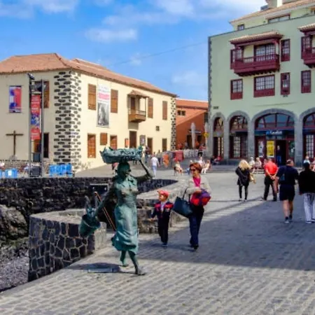 In The Center Of The Old Town. * Puerto de la Cruz (Tenerife)